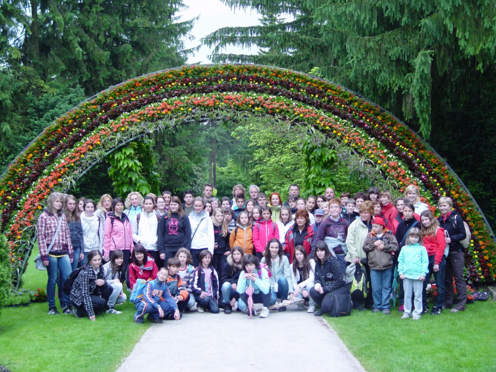 "Zemljo so nam posodili otroci 2010, Mozirje"