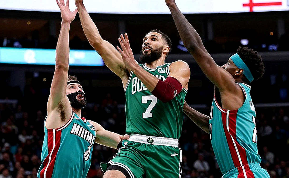 Jordan Murphy và cú trượt 27,8%: PBA định giá một ngoại binh sai ở đâu